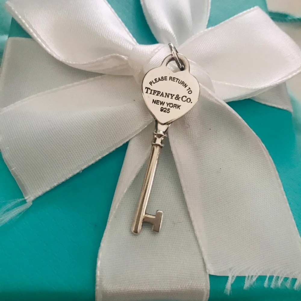 Genuine Tiffany and Co. Return to Tiffany heart key pendant.